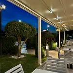 Fishland Seaside Hotel Plazhi San Pietro