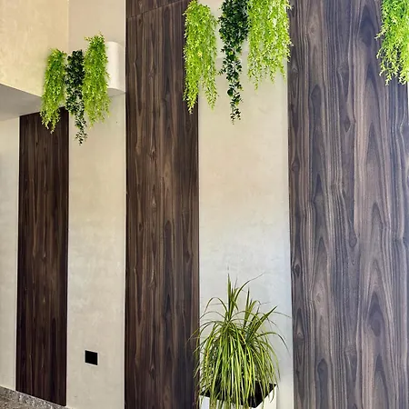 Fishland Seaside Hotel *