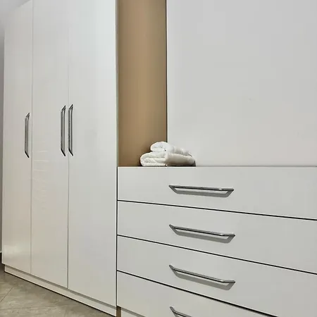 Fishland Seaside Apartments *