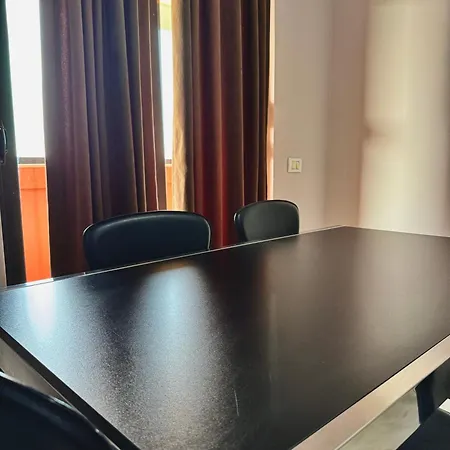 Fishland Seaside Hotel *