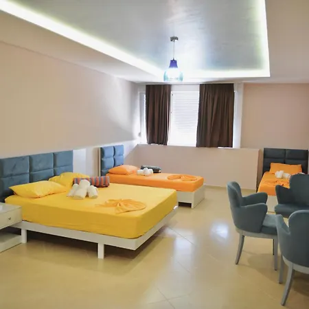 Hotel Fish Land *
