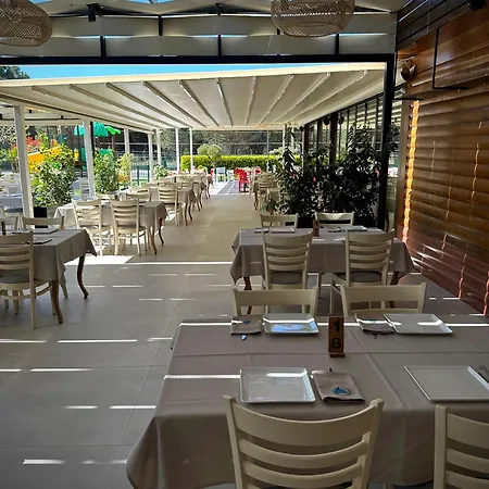 Otel Fishland Seaside *