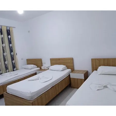 Hotel Fish Land Plazhi San Pietro