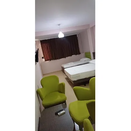 Hotel Fish Land Plazhi San Pietro