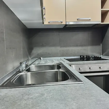 Hotel Fishland Seaside Apartments Plazhi San Pietro