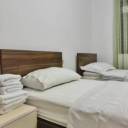 Fishland Seaside Apartments Hotel *