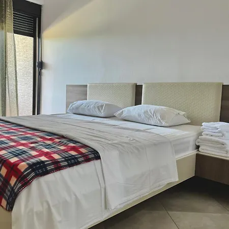 Hotel Fishland Seaside Apartments Plazhi San Pietro