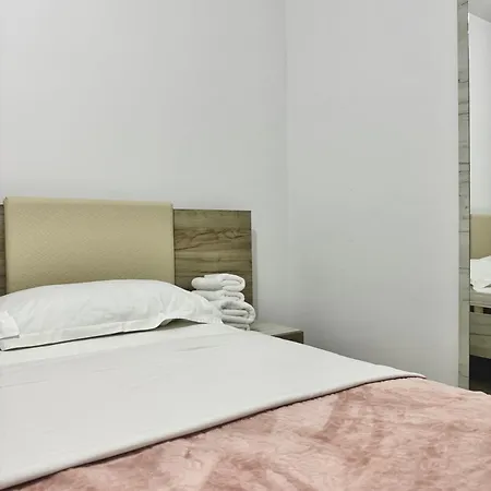 فندق Fishland Seaside Plazhi San Pietro