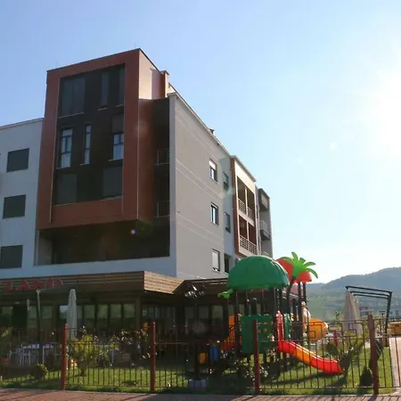 Fish Land Hotel