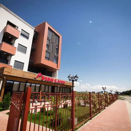 Hotel Fish Land Plazhi San Pietro