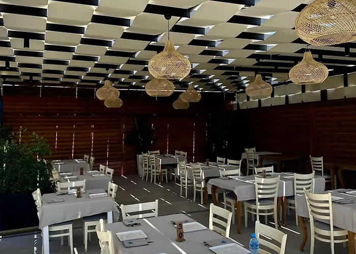 Hotel Fishland Seaside Plazhi San Pietro